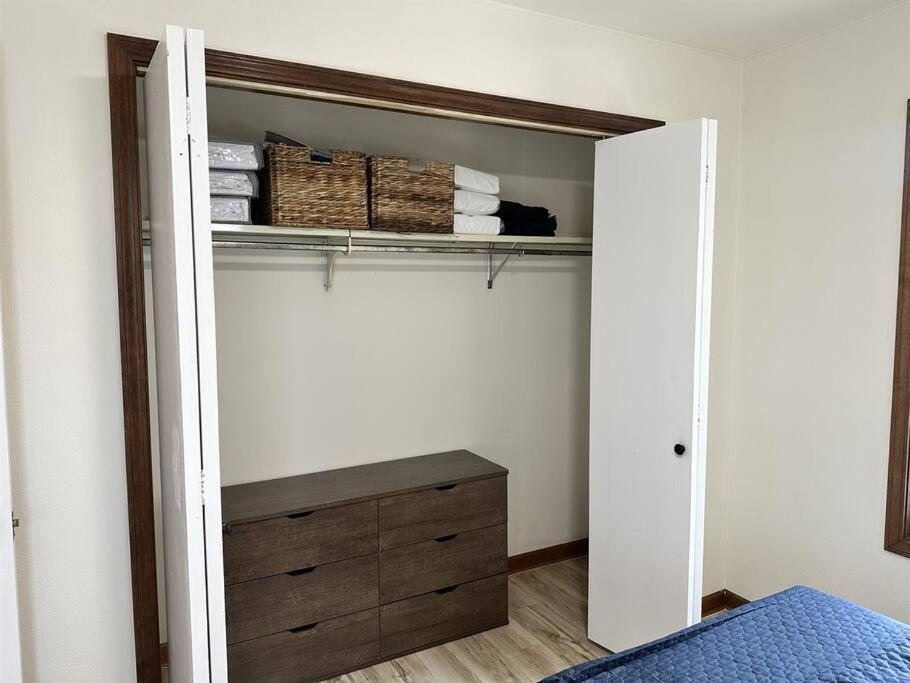 Capital Suite On 6Th Street - King Bed / Downtown! Springfield Extérieur photo